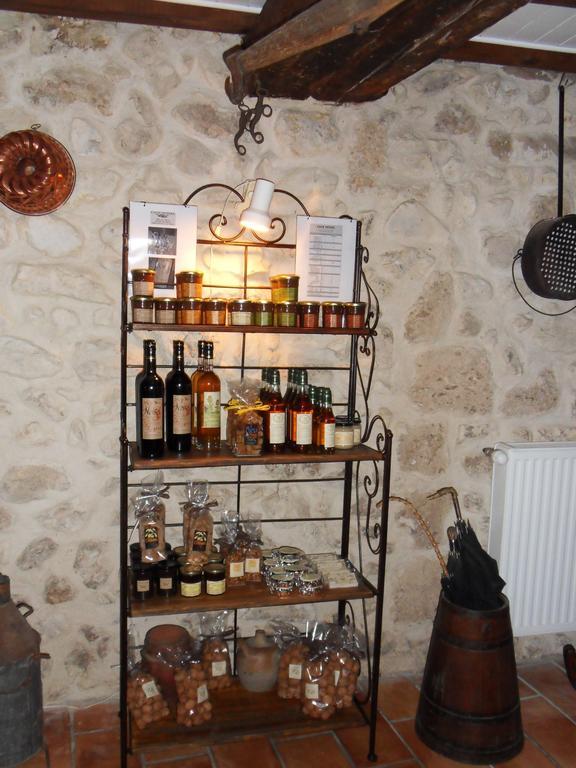 L'Estapade Des Tourelons Bed & Breakfast Saint-Jean-en-Royans Luaran gambar