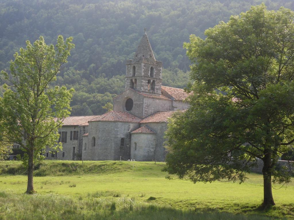 L'Estapade Des Tourelons Bed & Breakfast Saint-Jean-en-Royans Luaran gambar