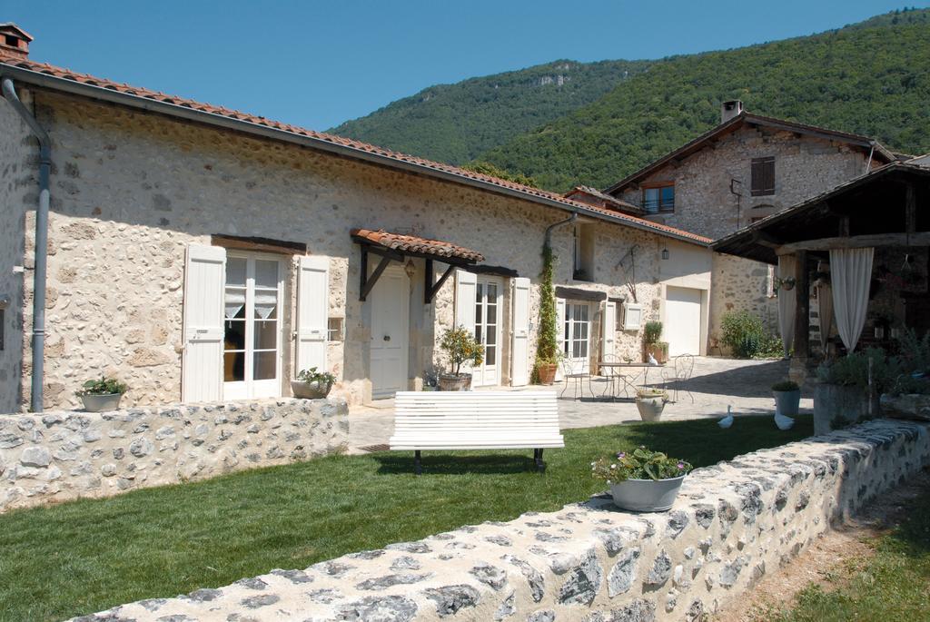 L'Estapade Des Tourelons Bed & Breakfast Saint-Jean-en-Royans Luaran gambar