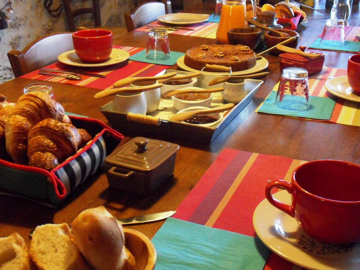 L'Estapade Des Tourelons Bed & Breakfast Saint-Jean-en-Royans Luaran gambar